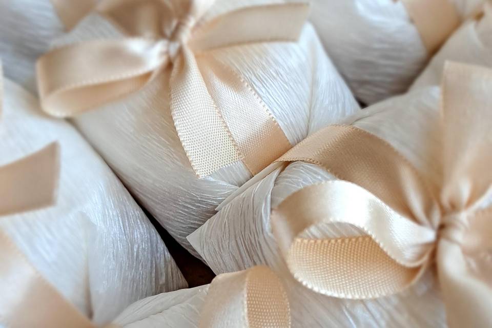 Papel crepom nacional.