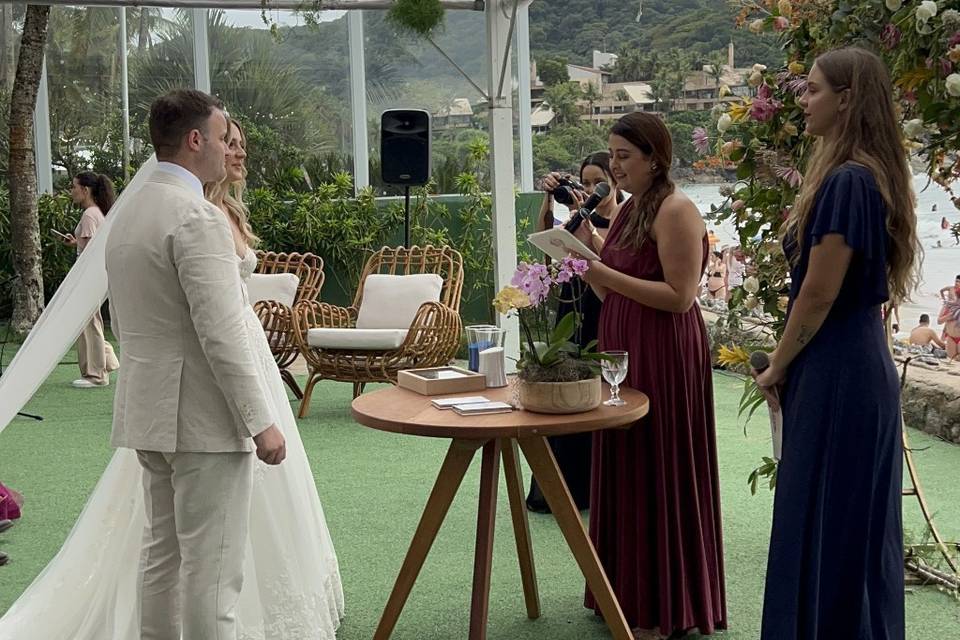 Casados