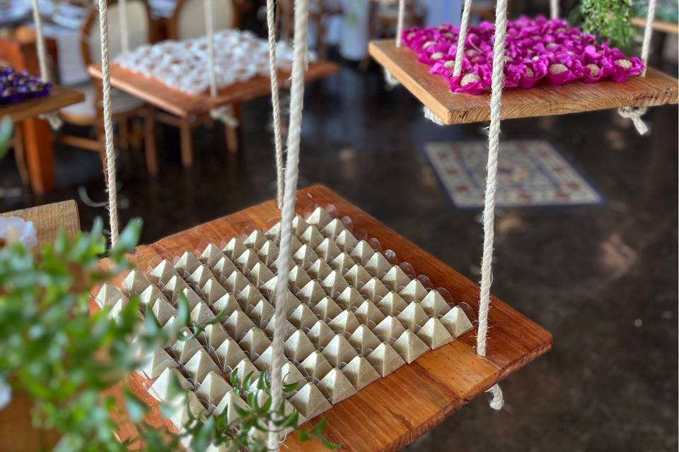 Mesa de doces suspensa