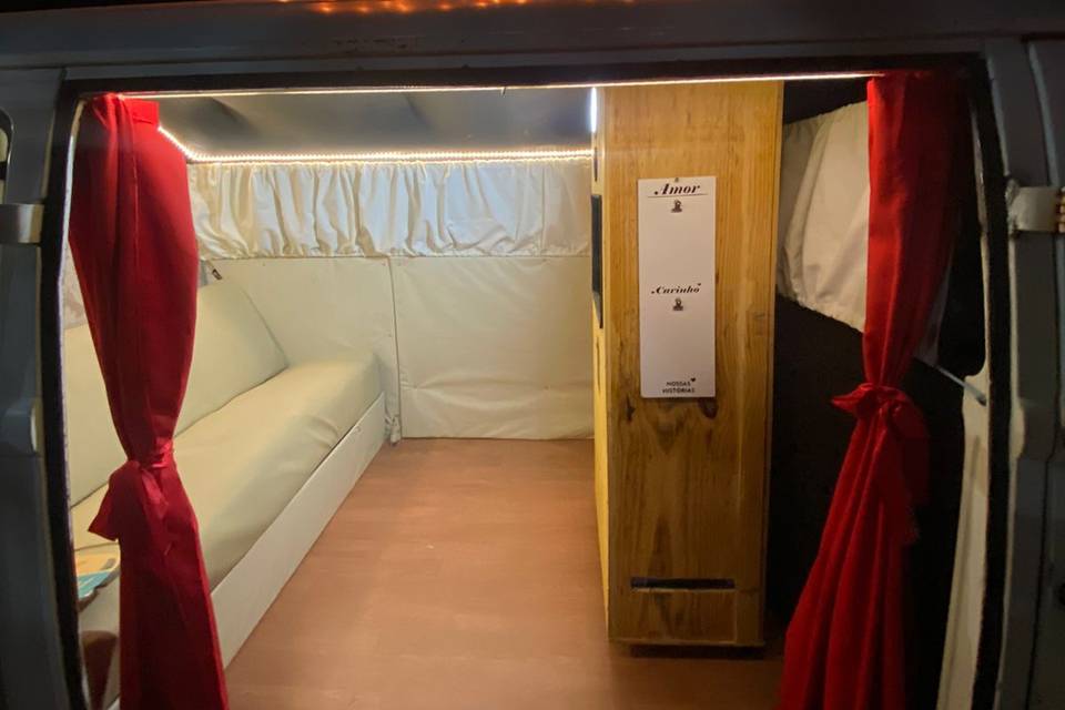 Interior vermelho