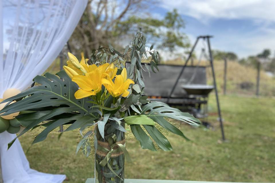 Decoração ar livre com flores