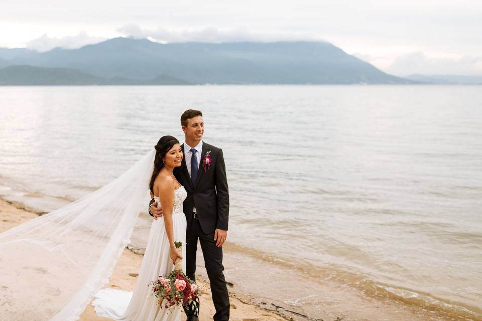 Ensaio pos casamento na praia