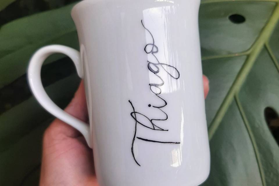 Caneca de porcelana