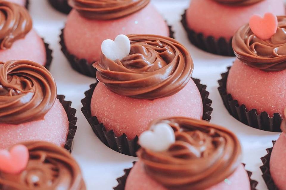Luvely Confeitaria