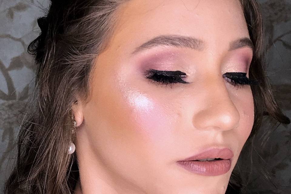 Paola Chalupp Makeup