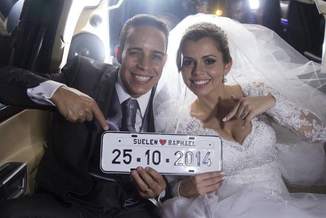 Casal no Carro