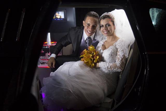 Casal no Carro
