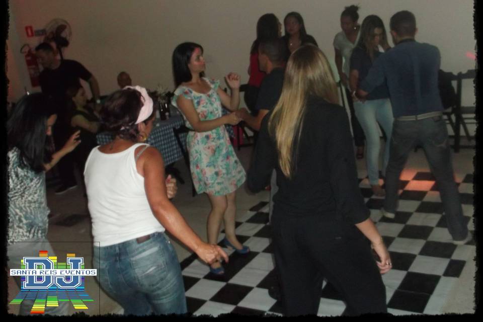 DJ - Santa Reis Eventos