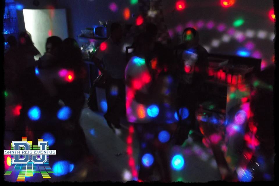DJ - Santa Reis Eventos