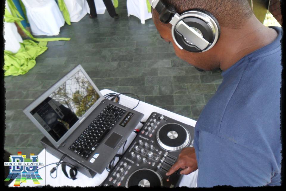 DJ - Santa Reis Eventos