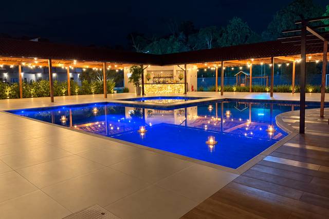 Área da Piscina