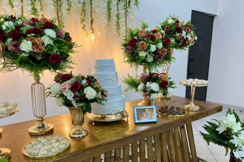 Detalhes da mesa do bolo