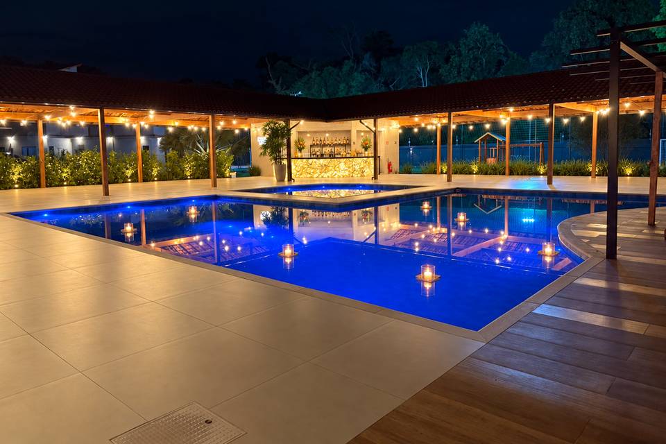 Área da Piscina