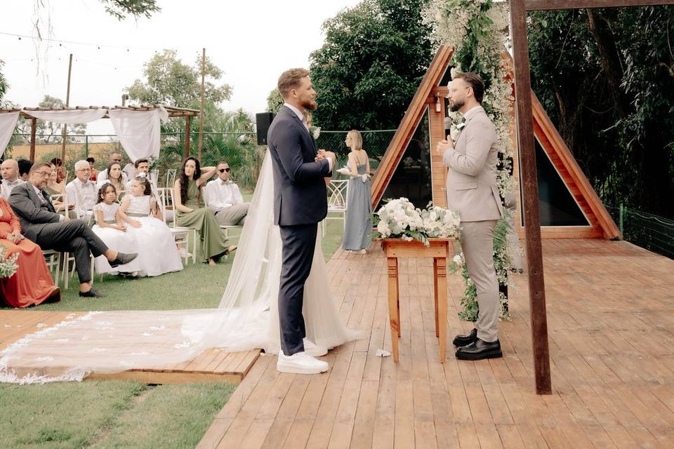 Camila e João