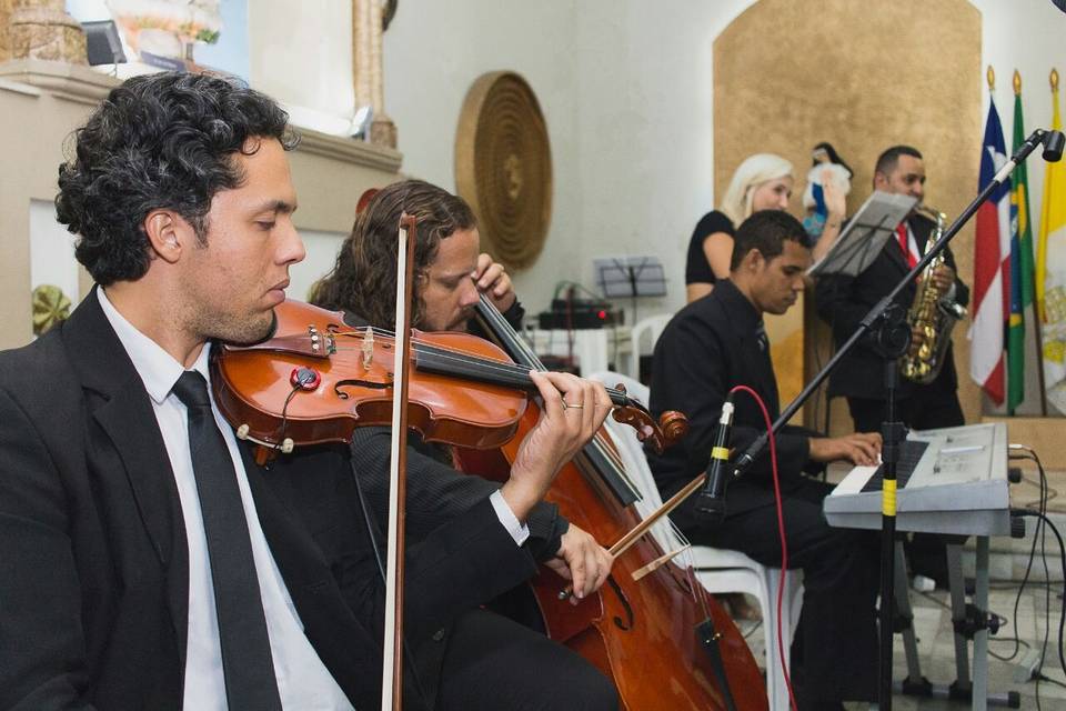 Lucas Oliveira Assessoria Musical