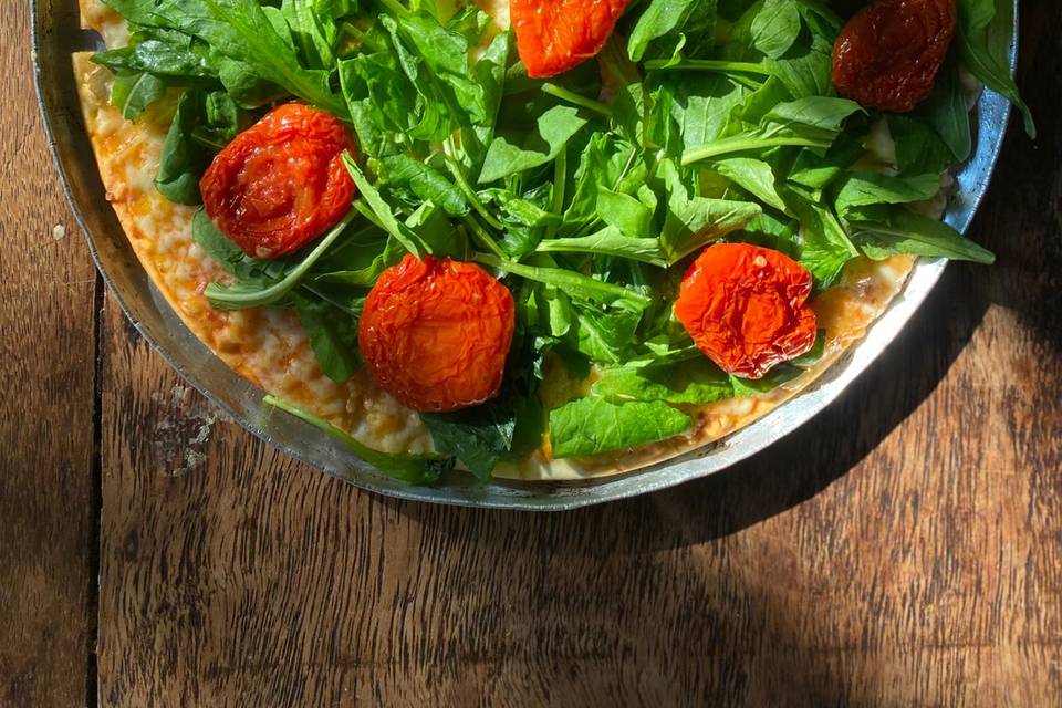 Rúcula com tomate seco