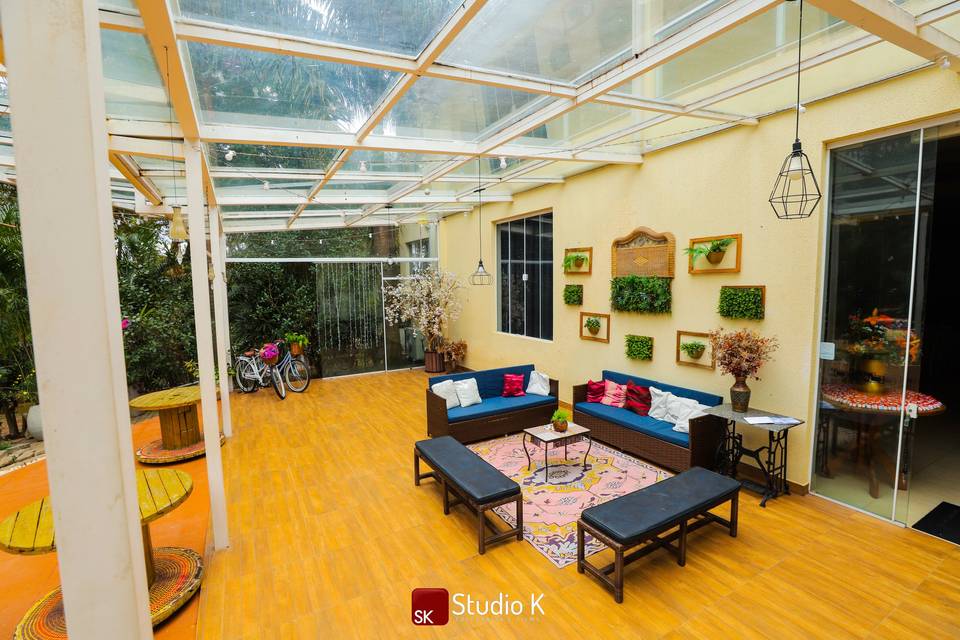 Lounge externo salão