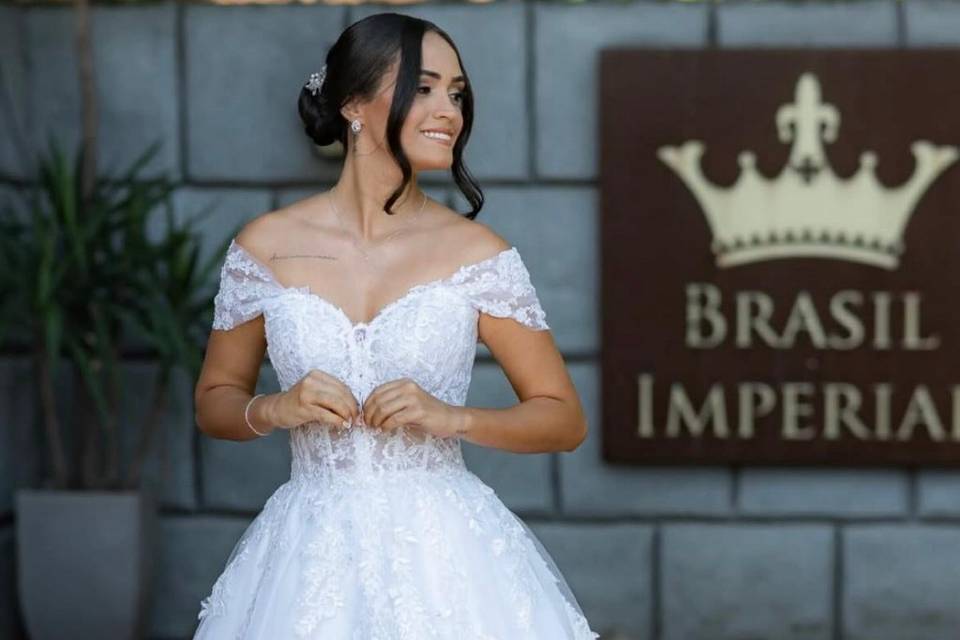 Lívia Noivas