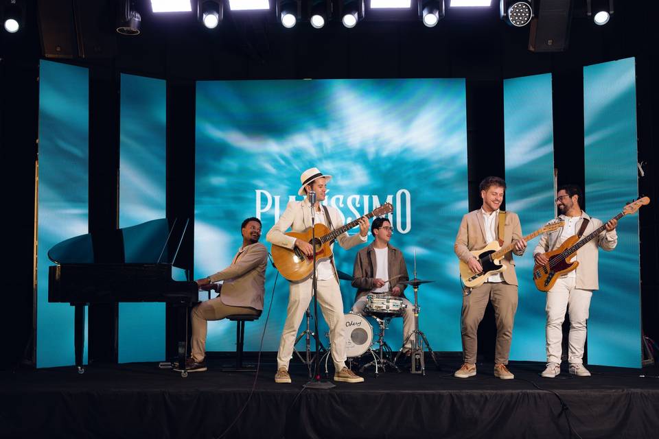 Quinteto Elegance com violão