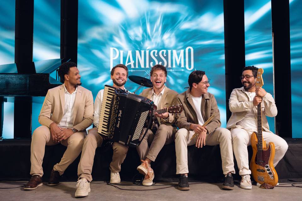 Quinteto Elegance com acordoen