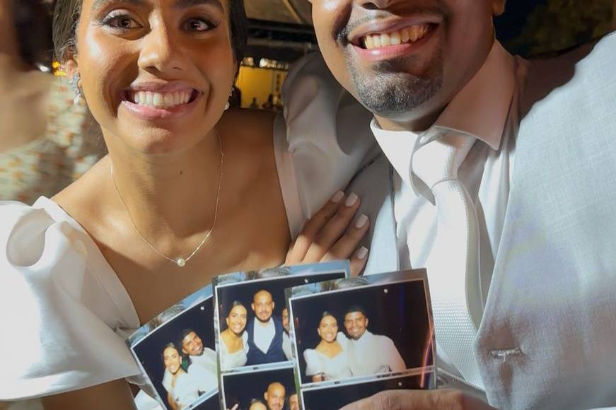 CASAL - ESPELHO RETRÔ