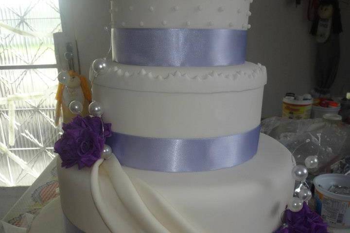 Michele Carneiro Cake Designer