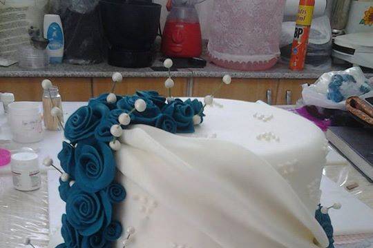 Michele Carneiro Cake Designer