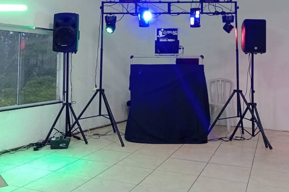 Dj som e iluminação