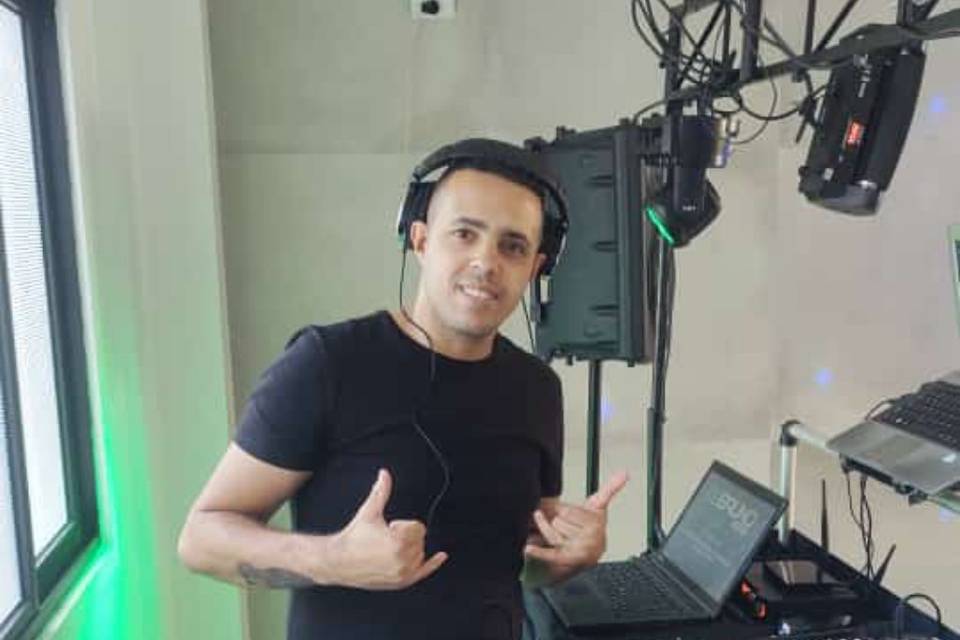 DJ Bruno Neris