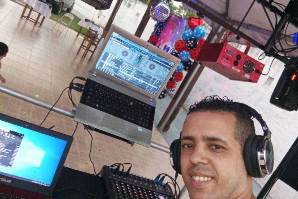 DJ Bruno Neris