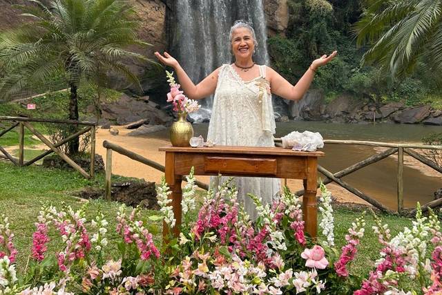 Mirtes Boaroto Celebrante