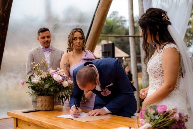 Mirtes Boaroto Celebrante