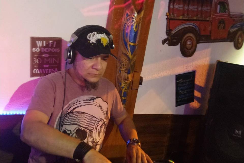 DJ Leandro Abel