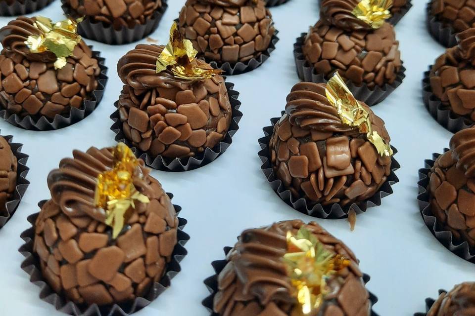Alto padrão com ouro