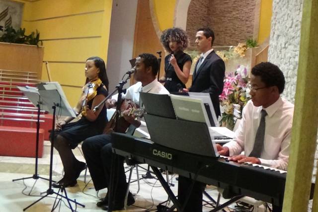 Grupo Musical Tom Certo