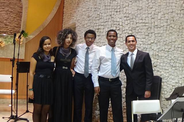 Grupo Musical Tom Certo