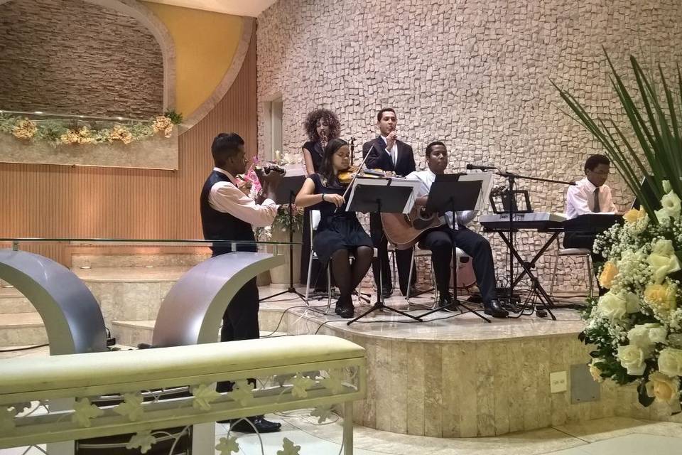 Grupo Musical Tom Certo