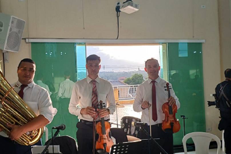 Red Tie Group