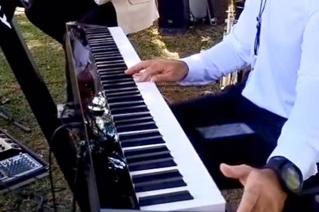 Piano e voz em casamento