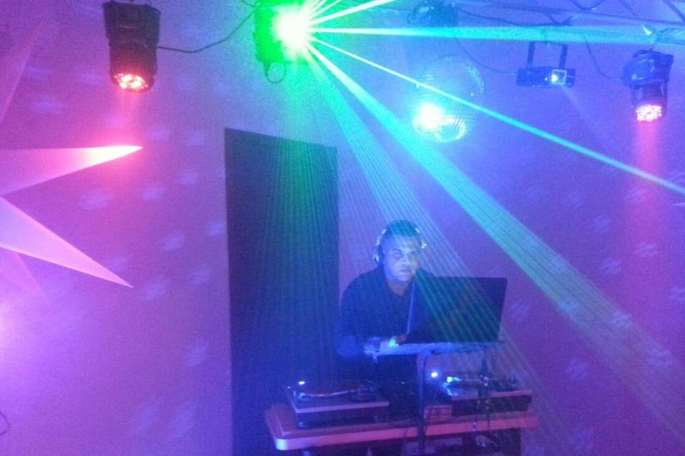 Dj som luz - hc eventos e loc.