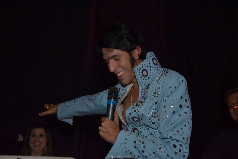 Elvis Cover Leandro