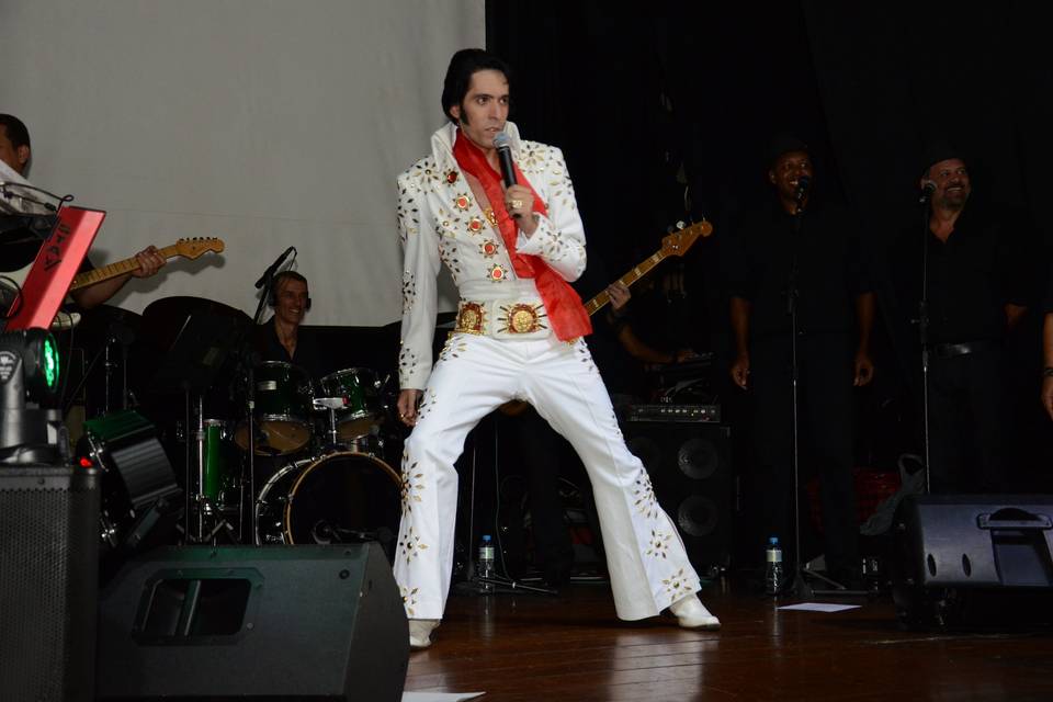 Elvis Cover Leandro