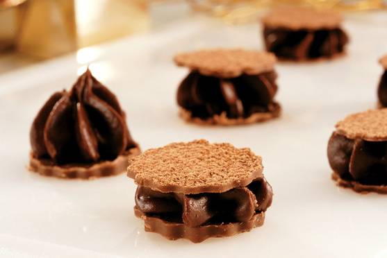Mesa de chocolates finos