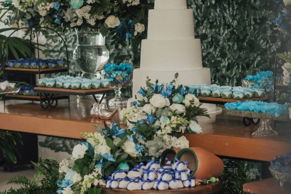 Decoração mesa do bolo