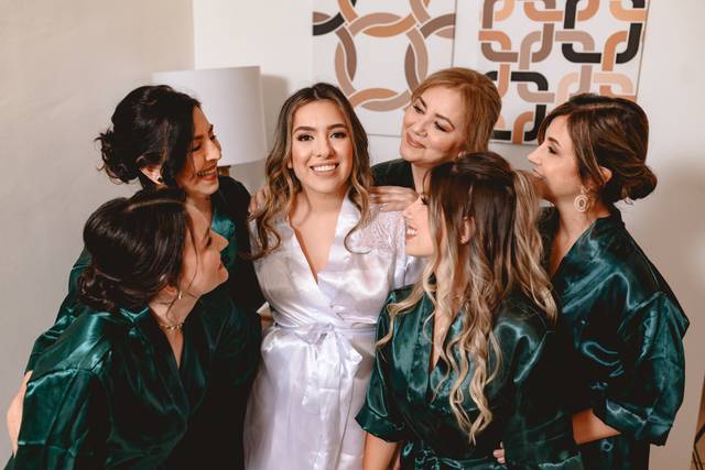 Noiva Erika e acompanhantes