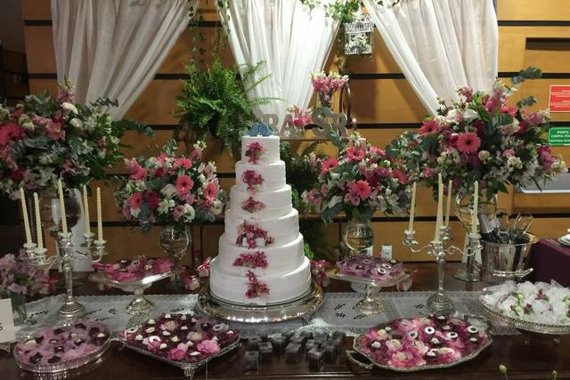 Golden Tulips Plaza Hotel