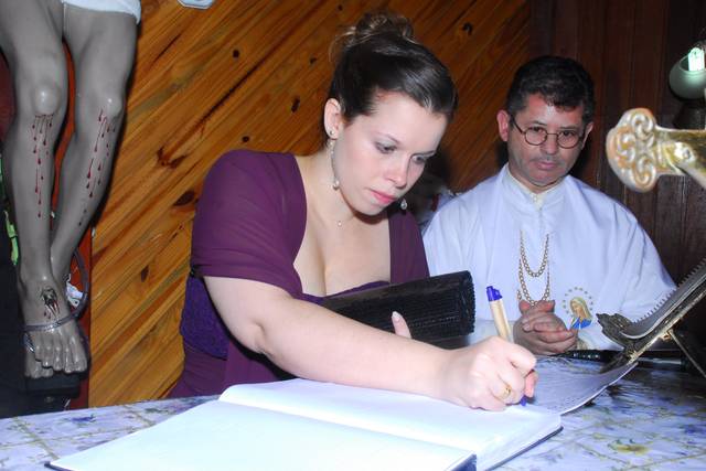 Assinatura da ata do casamento