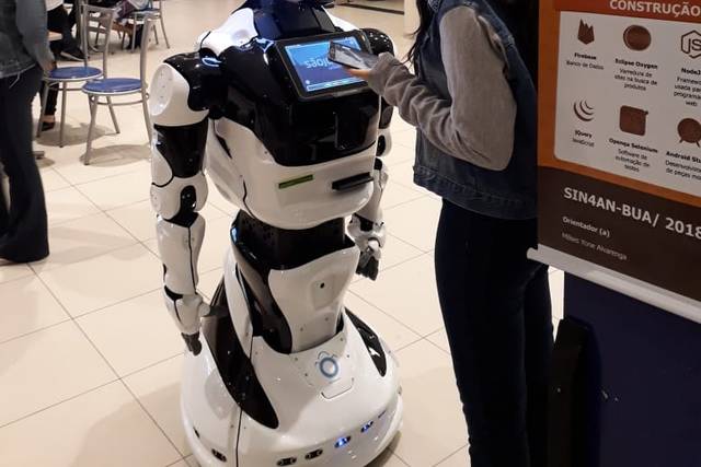 ...e gosta dos humanos.