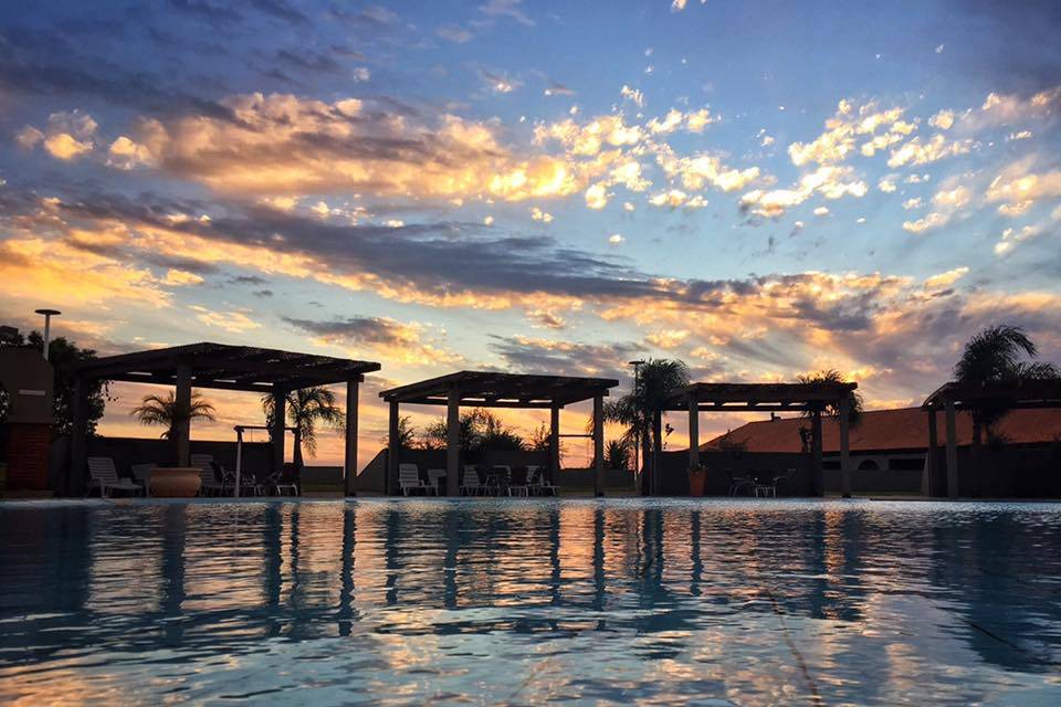 Reflexos em nossa Piscina.