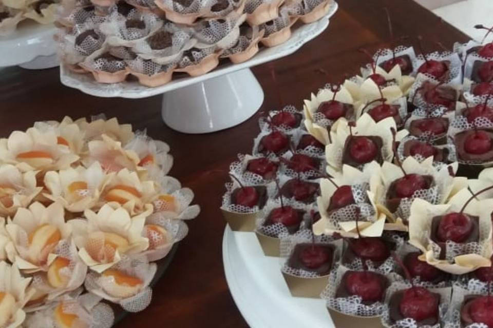 Parceria de confeitarias bolos